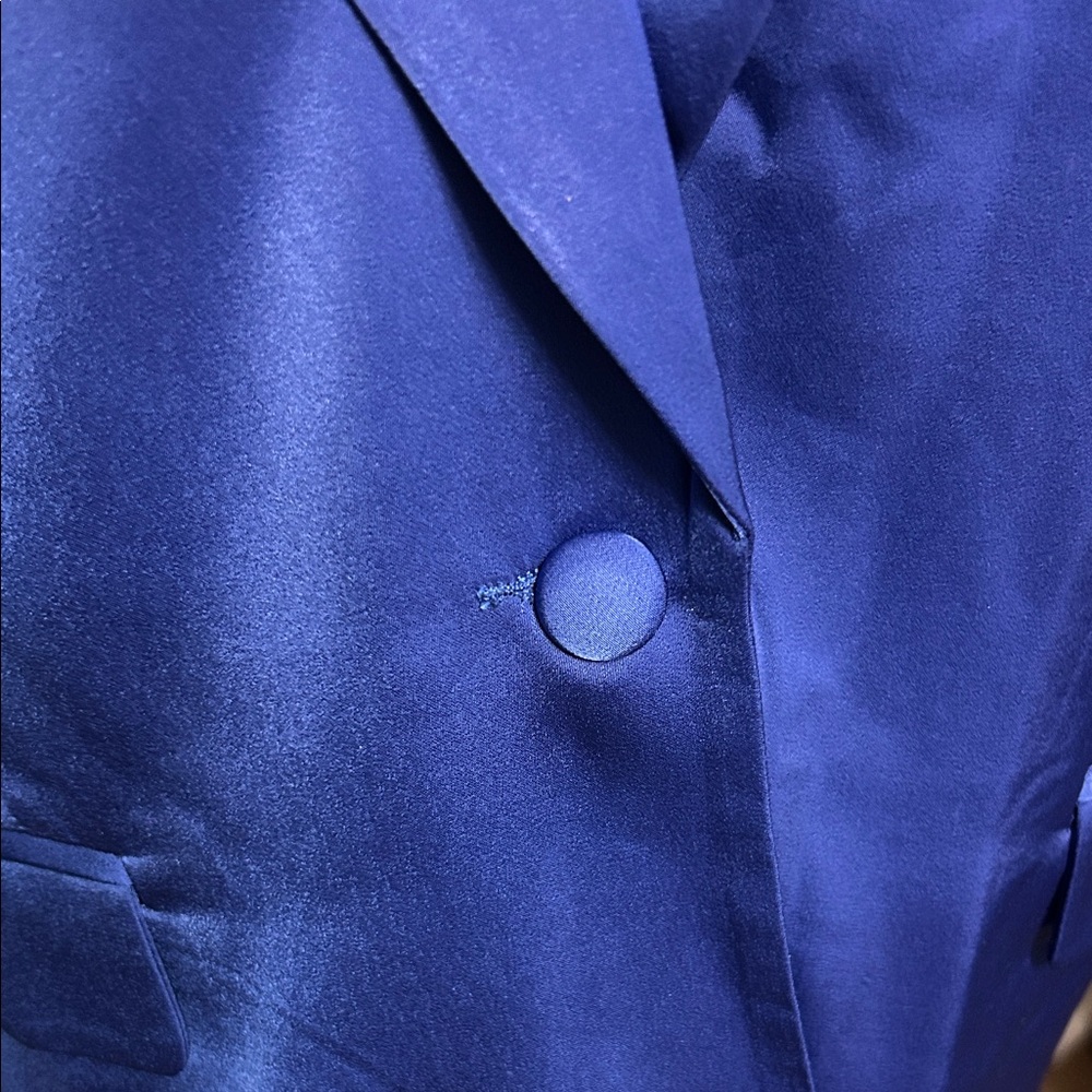 Elegant Blue Satin Blazer - Picture 2 of 6